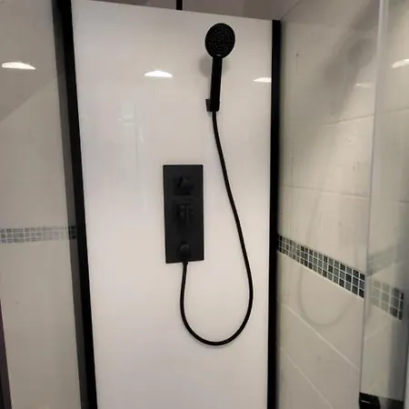 - Et à Côté Coule Rivière Сasa de vacaciones *